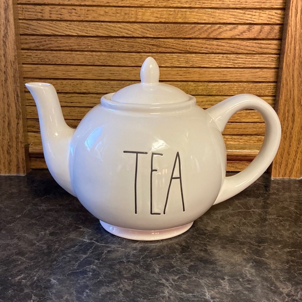 RAE DUNN TEA Teapot never used